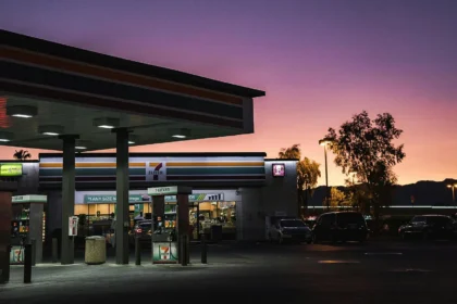 7-Eleven Is Closing Hundreds of Stores: List of Doomed Retail Locations Grows in 2026 as Chain Seeks to Reduce Costs