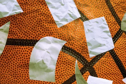 Blatantly fake news about college sports spreads like wildfire in the absence of player payday details