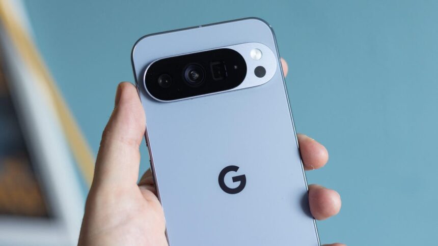 Pixel 11 May Revive the Old-School Notification LED With ‘Pixel Glow’