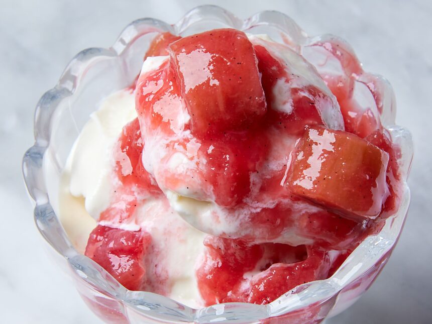 My 3-Ingredient Rhubarb Dessert Is Better Than Cake, Pie or Crumble
