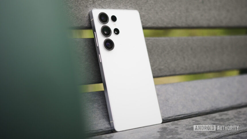 Galaxy S25 Ultra is getting this unique underwater feature