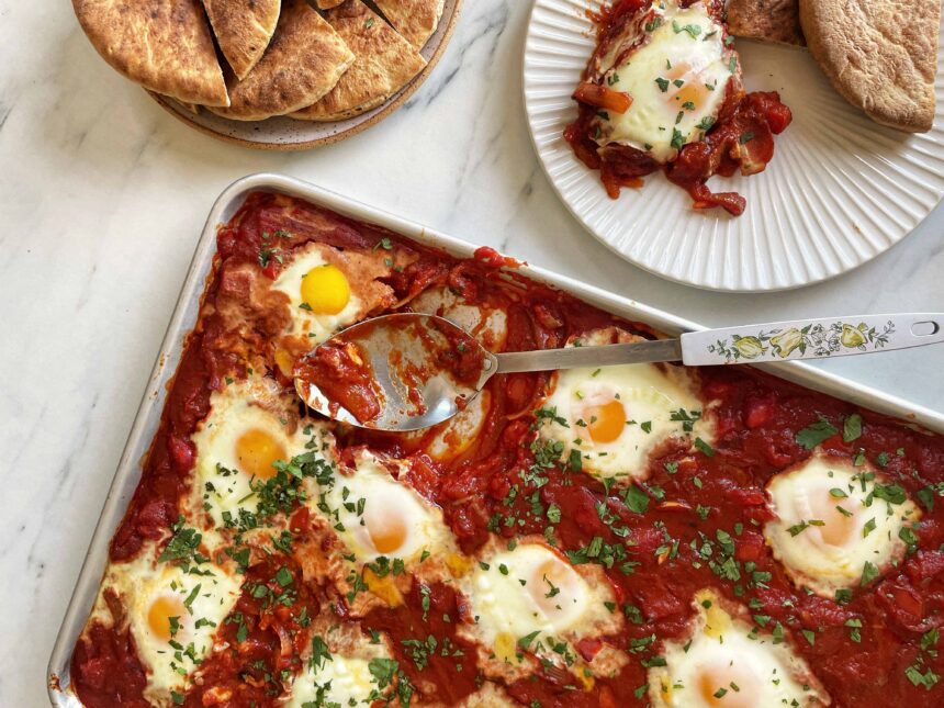 My Sheet Pan Trick Made Hosting a Brunch for 17 People a Breeze