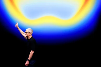 The Biggest Lesson From Tim Cook’s 15 Years as Apple CEO: You Don’t Have to Be a Jerk to Make Tons of Money 