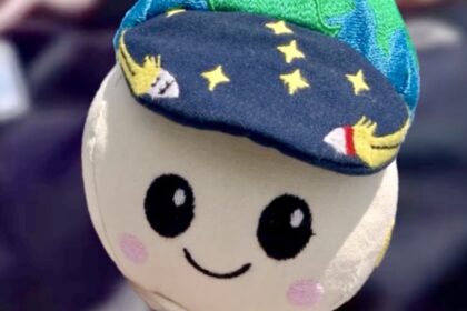You can now own your own little Artemis II ‘Rise’ plushie