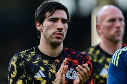 Man Utd handed Sandro Tonali transfer boost after double sack decision