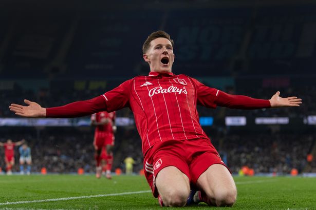 Why Man Utd will have a bargain if they can get Elliot Anderson for £100m this summer