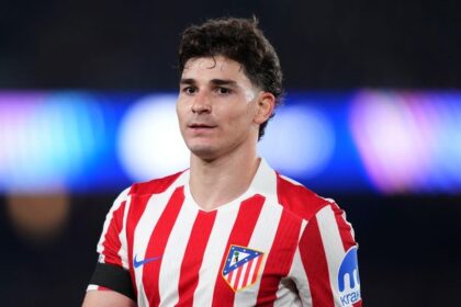 Big-spending Barcelona preparing £87m Julian Alvarez bid as Arsenal dealt transfer blow