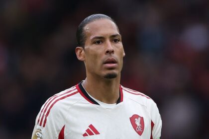 Virgil van Dijk to receive imminent offer with Liverpool star ‘ready to leave’
