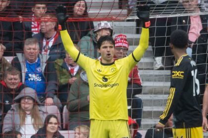 Man Utd player ratings vs Sunderland as Senne Lammens shines but 4/10 star disappoints