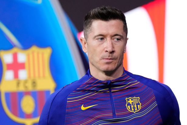 Jurgen Klopp blocked Man Utd’s move for Robert Lewandowski after phone call from boss