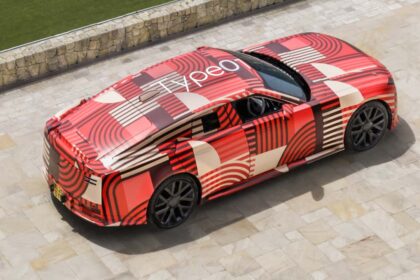 Jaguar’s Big Electric Sedan Loses The Bulky Camo For A Slinky Wrap