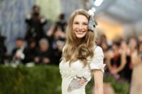 21 Small Beauty Details You May Have Missed at the 2026 Met Gala