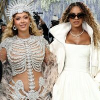 Beyoncé Had Emotional Moment With Daughter Blue Ivy Inside Met Gala