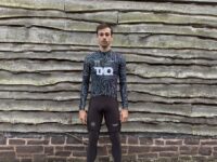 Pas Normal Studios Mechanism Long Sleeve Jersey Review: Stylish and comfortable, a great jersey across a range of temperatures.