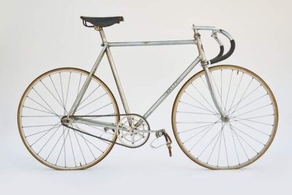 Tom Simpson won silver at the Commonwealth Games on this bike, only to lose it in a card game