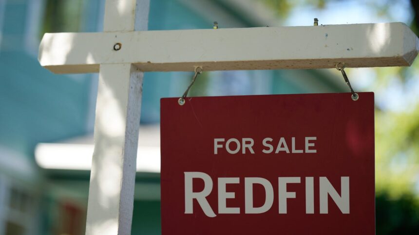 Long-term mortgage rate hits 6.51%, reaching its highest level in nearly 9 months