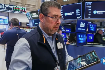 Cisco’s earnings win propels the Dow back to 50,000