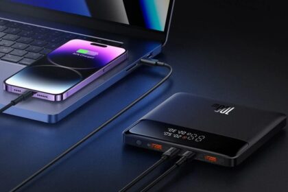 The 8 Best Power Banks With Fast Charging For Bike Touring & Bikepacking