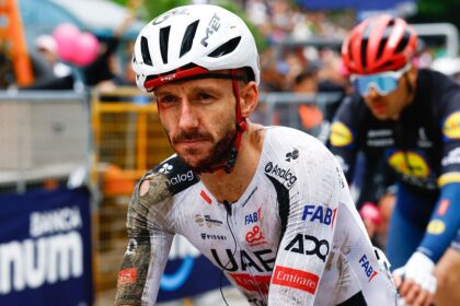 ‘The most important thing is that the guys manage to recover’ – UAE Team Emirates-XRG rue tough day at Giro d’Italia as five riders crash