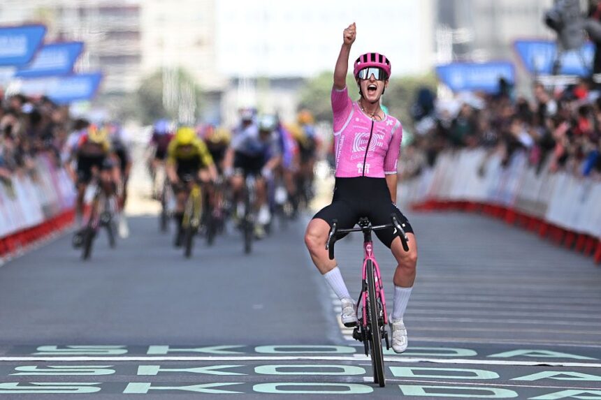 ‘We went from very up to very down, and I think now we’re back to very up’ – Cédrine Kerbaol wins Stage 3 of La Vuelta Femenina with dominant charge