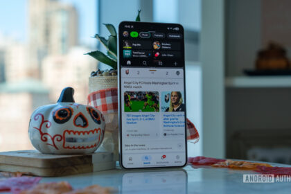 One UI 9 finally takes those annoying app handles off your screen