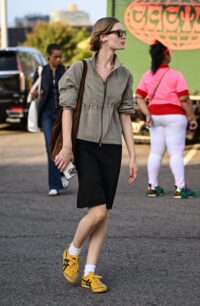 9 Summer Sneaker Outfits to Wear All Season Long