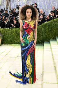 Chase Infiniti Channeled a Glammed-Up Venus de Milo at the 2026 Met Gala