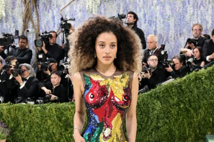 Chase Infiniti Channeled a Glammed-Up Venus de Milo at the 2026 Met Gala