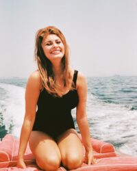 23 Vintage Photos of Sophia Loren Being the Ultimate European Summer Muse