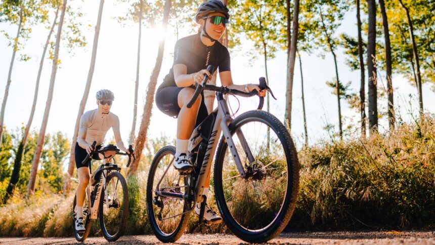 Tech roundup: Canyon Grizl AL, Rapha Brevet, Santini x Pirelli, Hunt 4A Limitless wheels and Mavic Comete 50 wheels