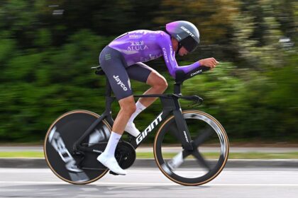 ‘Bigger differences than Blockhaus’ – Arensman, O’Connor, Gee-West reflect on decisive role of 42km Giro d’Italia time trial as hunt for maglia rosa evolves