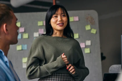 How to Read the Room (A 4-Step Process)