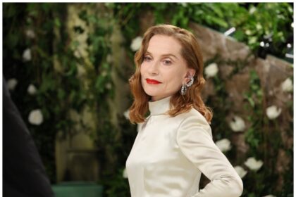 Isabelle Huppert on the Mystery of Asghar Farhadi’s ‘Parallel Tales,’ Cannes and Why ‘Hollywood Remains Hollywood’