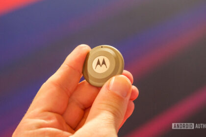 Moto Tag 2 quietly goes on sale in the US — here’s where you can pick one up
