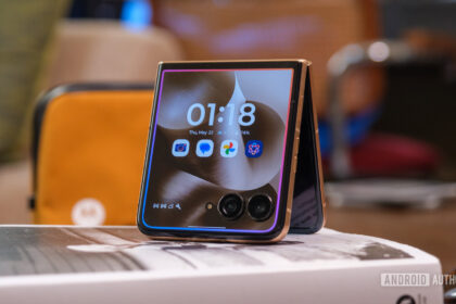 Why were Motorola phones hijacking the Amazon app? Here’s what the company says.