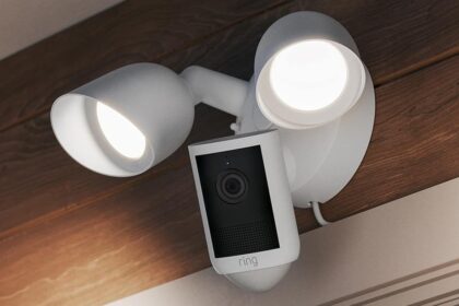Ring’s new Spotlight and Floodlight cameras level up with 2K resolution