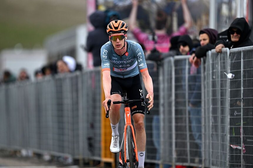 Egan Bernal and Thymen Arensman limit losses but can’t match the best on Giro d’Italia’s first GC test