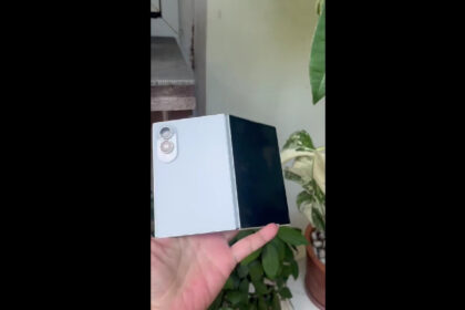 Galaxy Z Fold 8 Wide dummy reveals an incredibly thin yet compact device