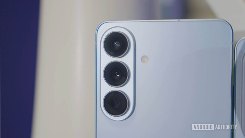 The Galaxy S27 Pro might bring a Pro-tier camera setup after all