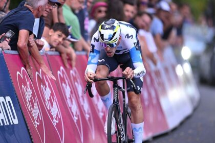 Boucles de l’Aulne: Jon Barrenetxea blasts past Clément Venturini on uphill finish in Châteaulin for victory