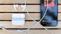 AirPods with cameras reportedly in final testing at Apple