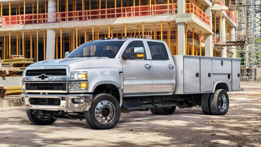 Chevrolet’s Biggest Silverados Are Being Discontinued