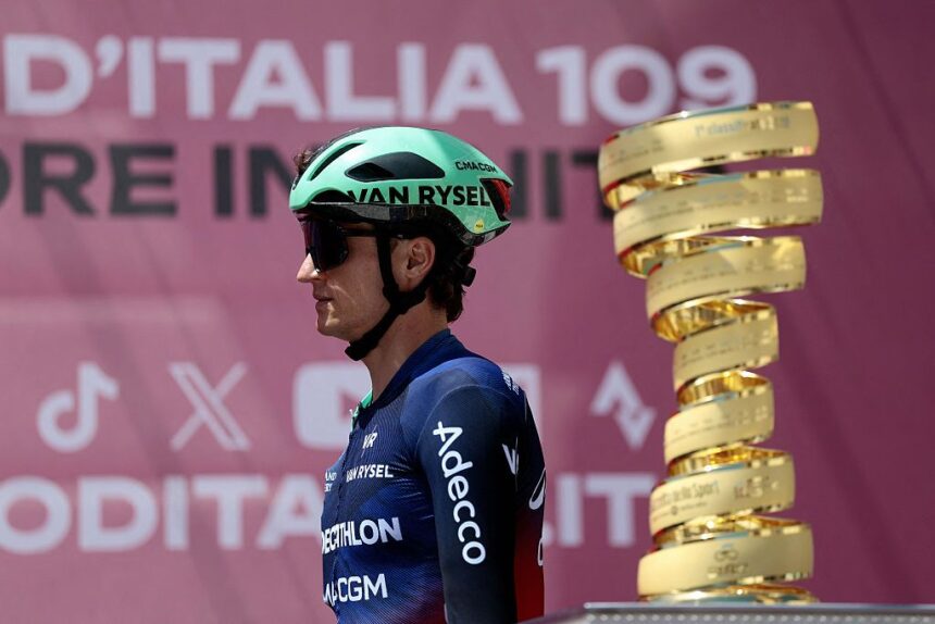 ‘Definitely a podium contender’ – Decathlon CMA CGM gunning for Giro d’Italia top three with Felix Gall after strong Blockhaus ride