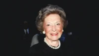 Doris Fisher, Who Helped Build Gap Into a  Billion Retail Empire, Has Died at 94