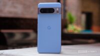 Your Pixel 8 phone is almost ready for AirDrop support