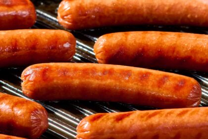 Skip the Grocery Store: Where to Buy the Absolute Best Hot Dogs Online