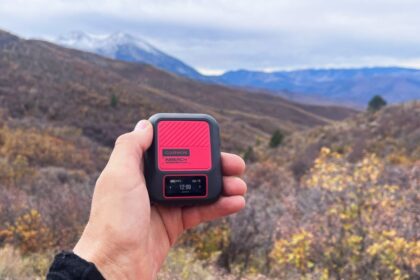 Deal of the Week: Share Photos From Anywhere With This Pocket-Size Satellite Communicator