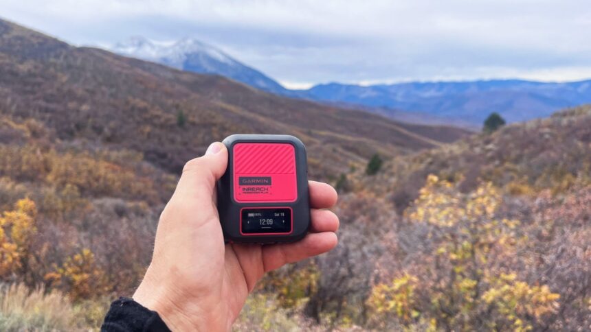 Deal of the Week: Share Photos From Anywhere With This Pocket-Size Satellite Communicator