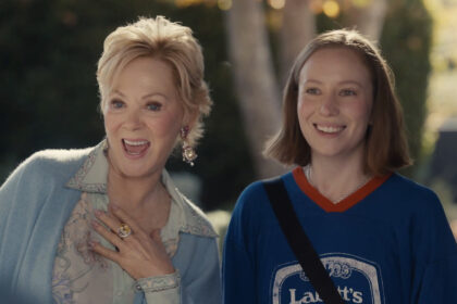 Hacks’ Hannah Einbinder Reveals The One (And Only!) Scene That Made Jean Smart Repeatedly Break