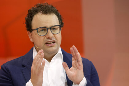 Anthropic reportedly agrees to pay Google 0 billion for chips and cloud access
